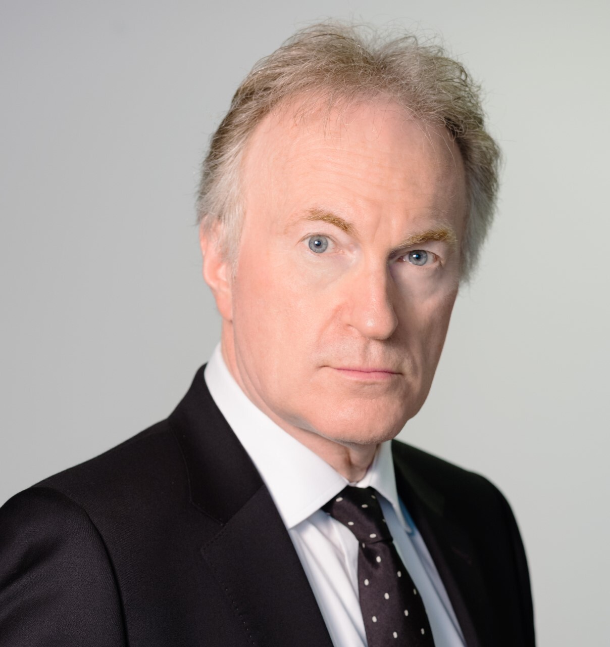 Chris Macleod Headshot